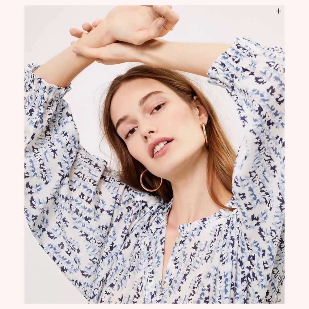 Vine Ruffle Blouse - Picture 2 of 3